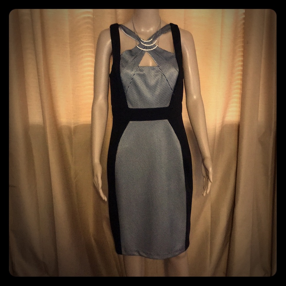 Women’s dress
